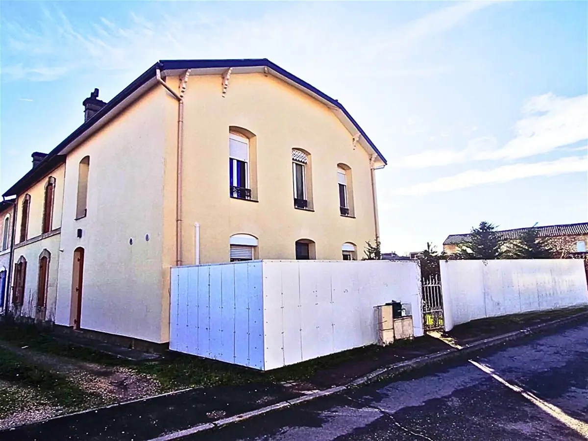 Achat maisonà SAINT YZAN DE SOUDIAC