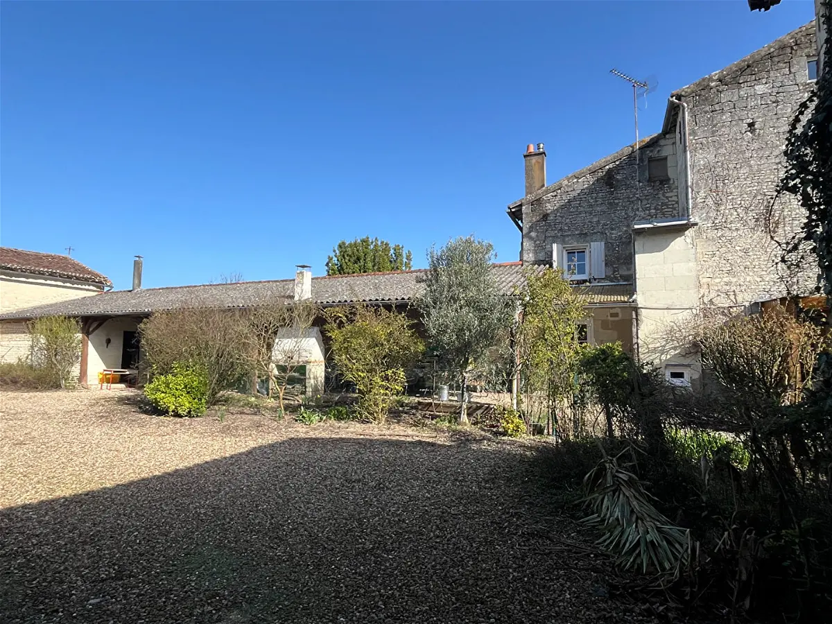 Achat maisonà MONTS SUR GUESNES