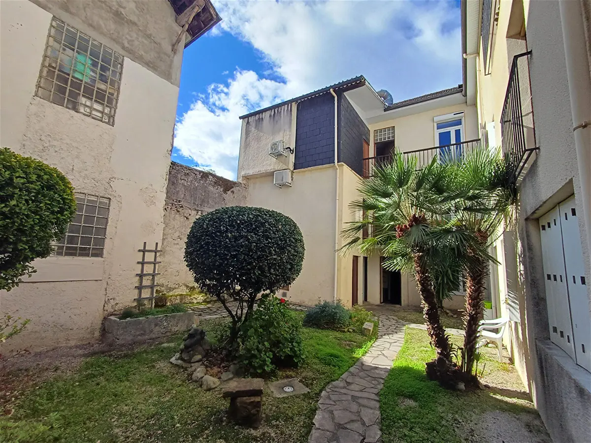 Achat appartementà NAY