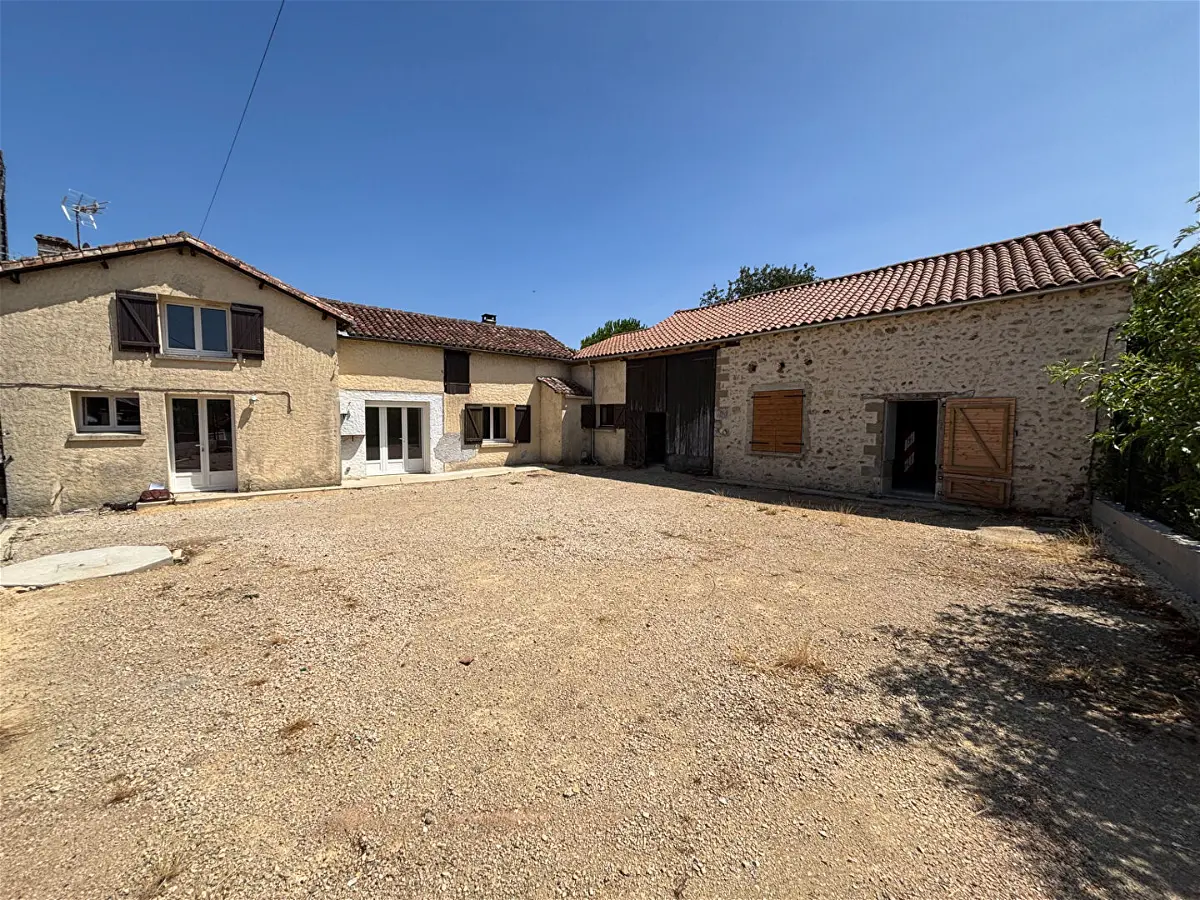 Achat maisonà LA PUYE