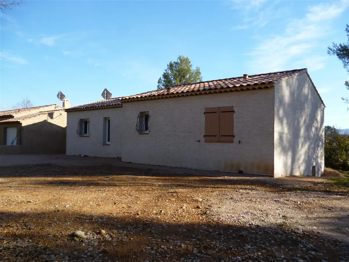 maisonà ST MAXIMIN LA STE BAUME