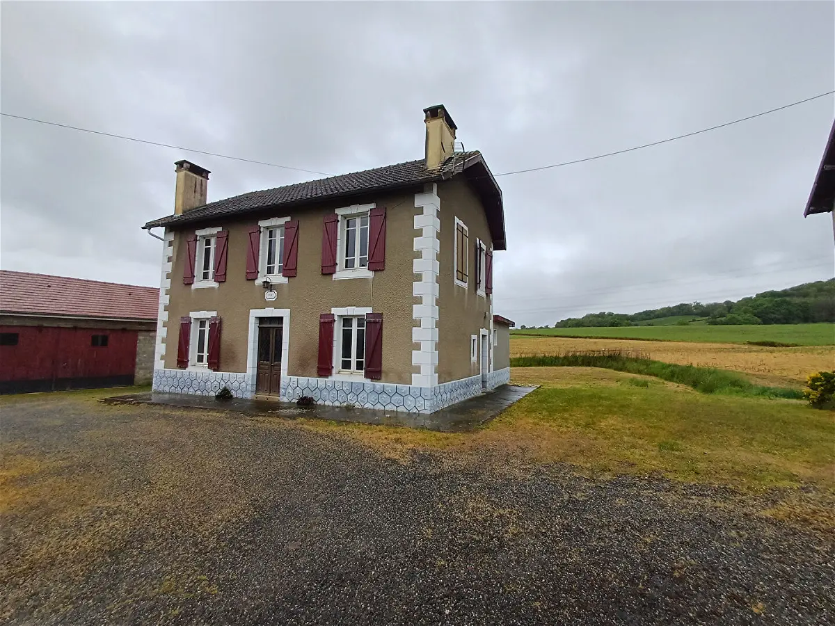 Achat maisonà SERRES SAINTE MARIE