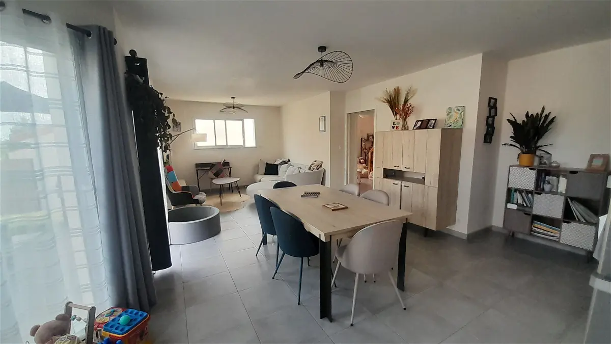 maisonà BEAUPREAU EN MAUGES