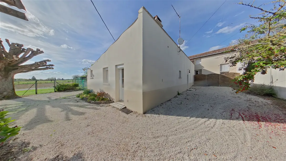 maisonà VENDEUVRE DU POITOU