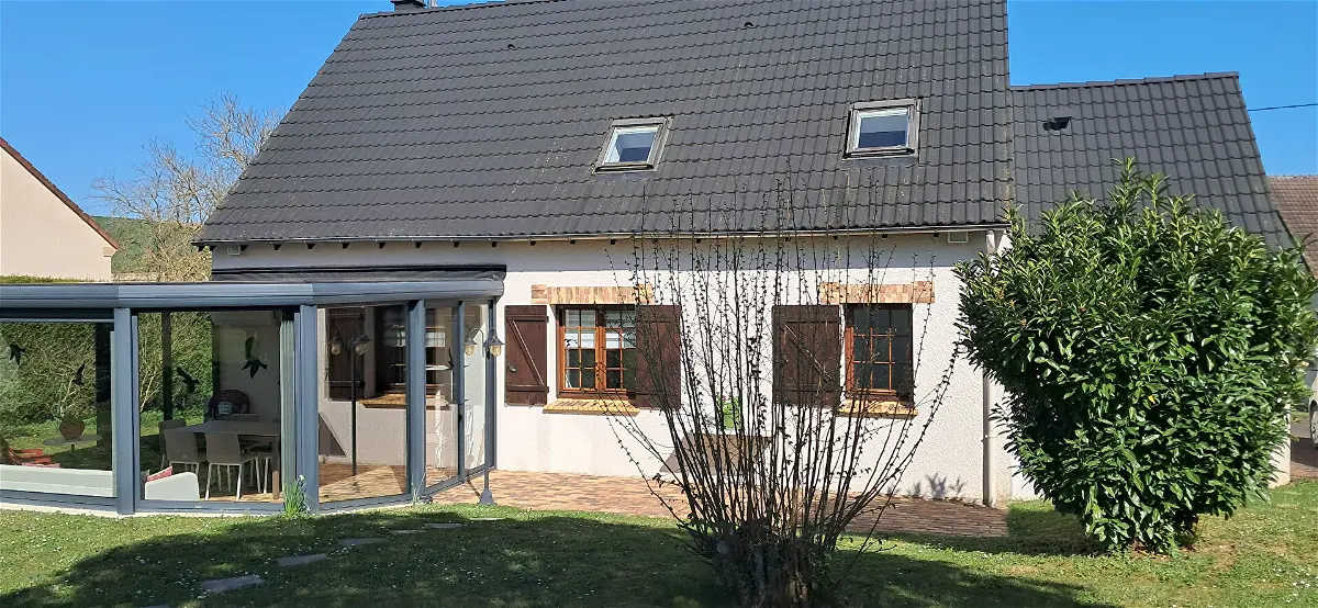 Achat maisonà LAROCHE ST CYDROINE