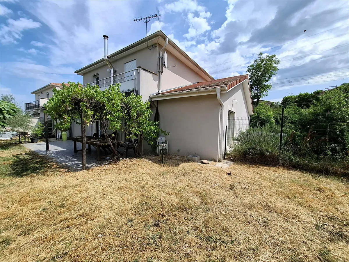 Achat maisonà Laveyron