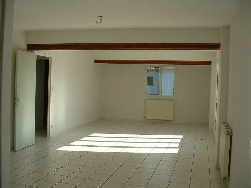appartementà Saint-Donat-sur-l'Herbasse