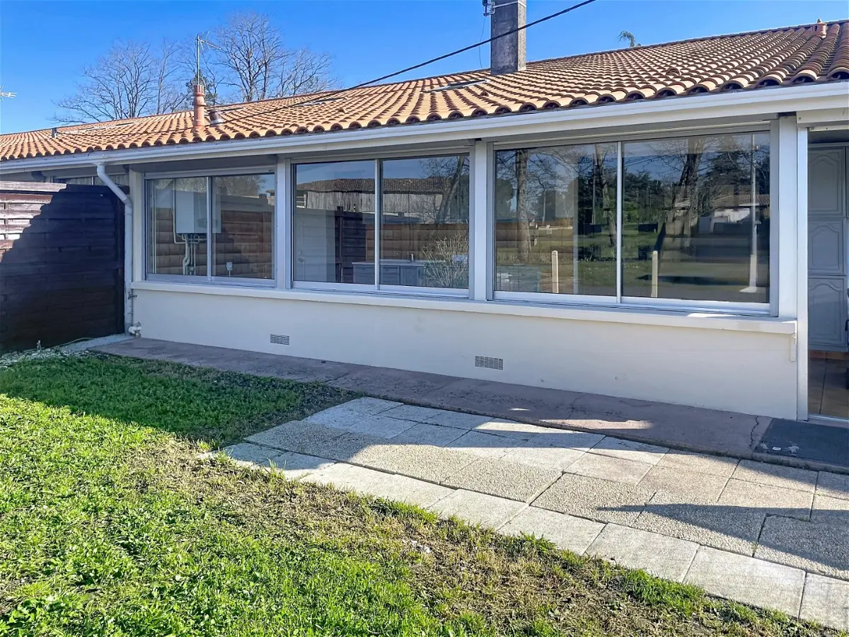 maisonà SAINT-CIERS-SUR-GIRONDE