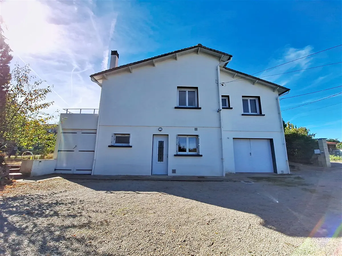 Achat maisonà TONNAY CHARENTE