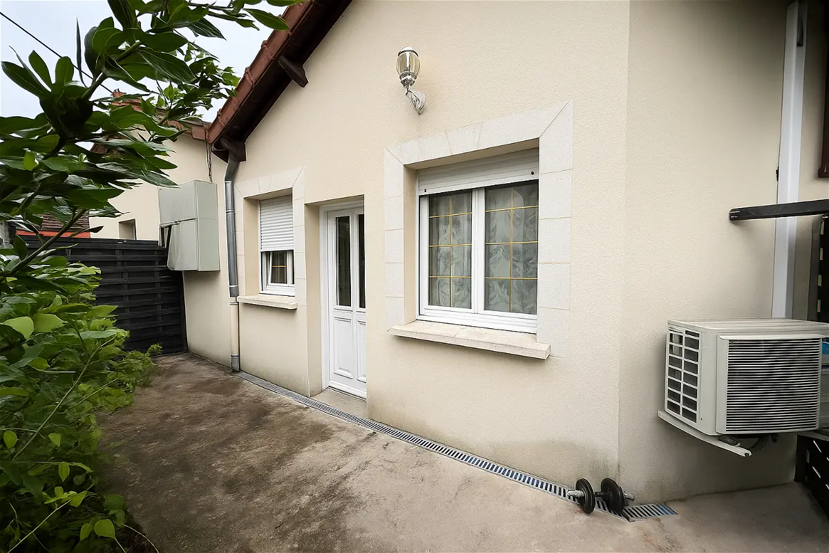 Achat maisonà SAINT JULIEN LES VILLAS