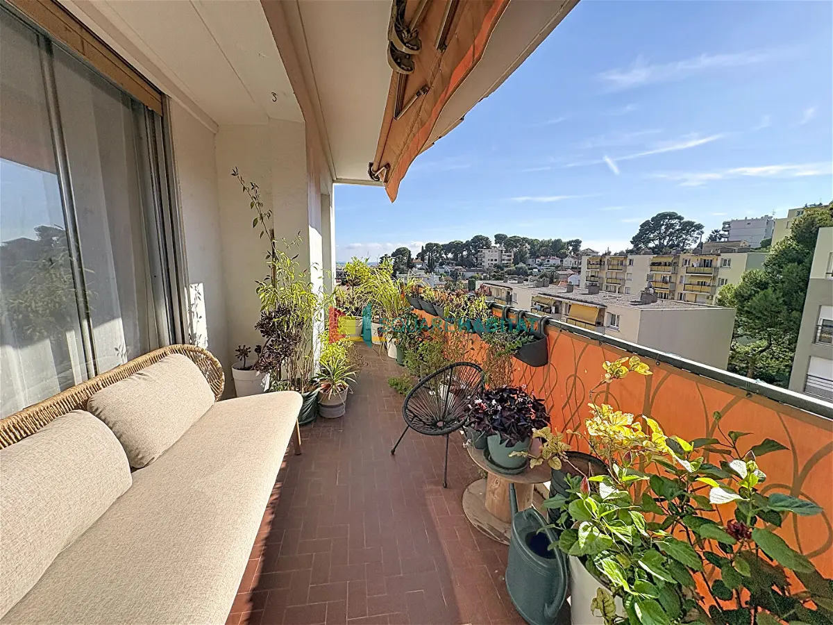 Achat appartementà LE CANNET