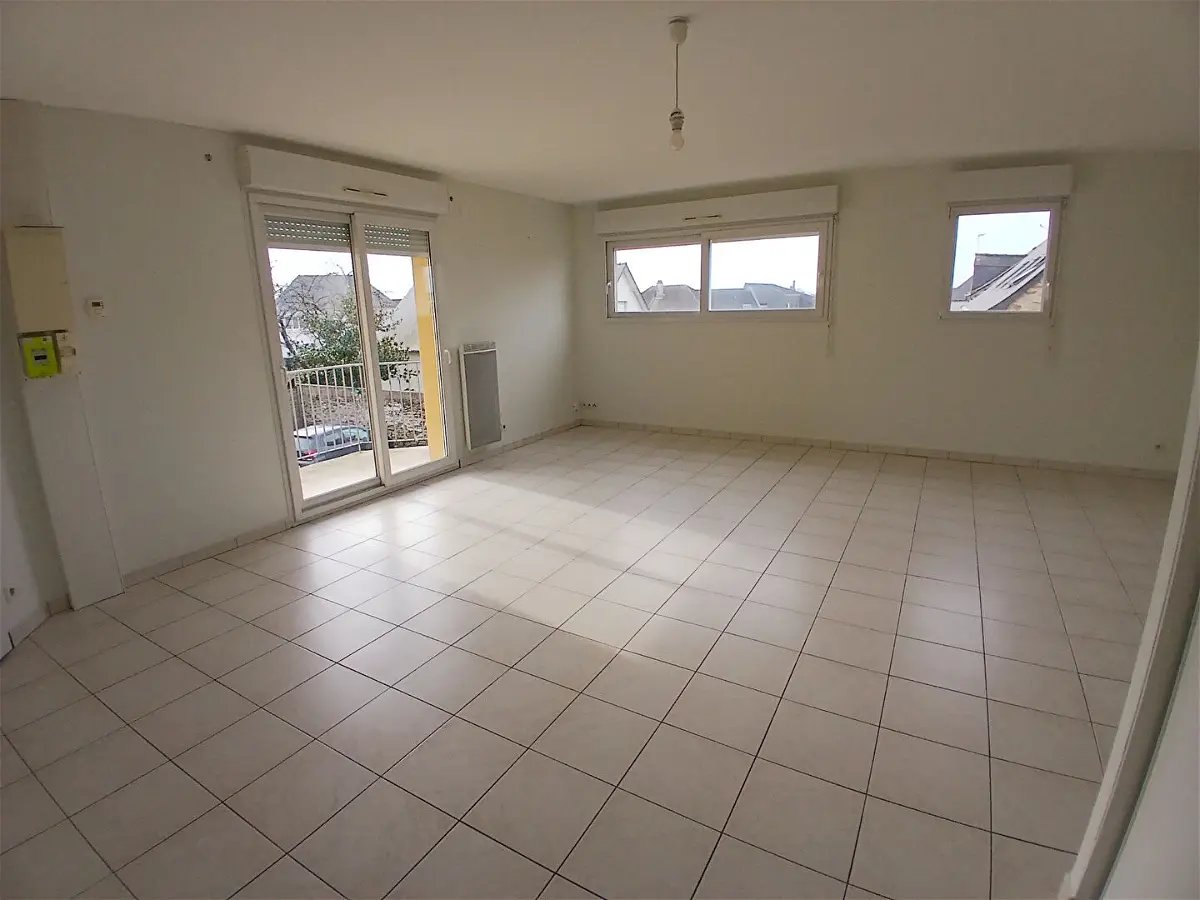 appartementà L HUISSERIE