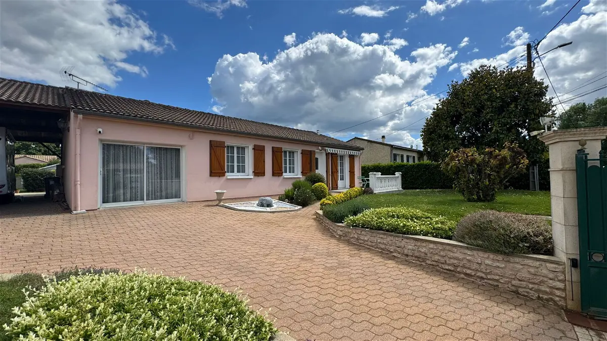 Achat maisonà LA CRECHE