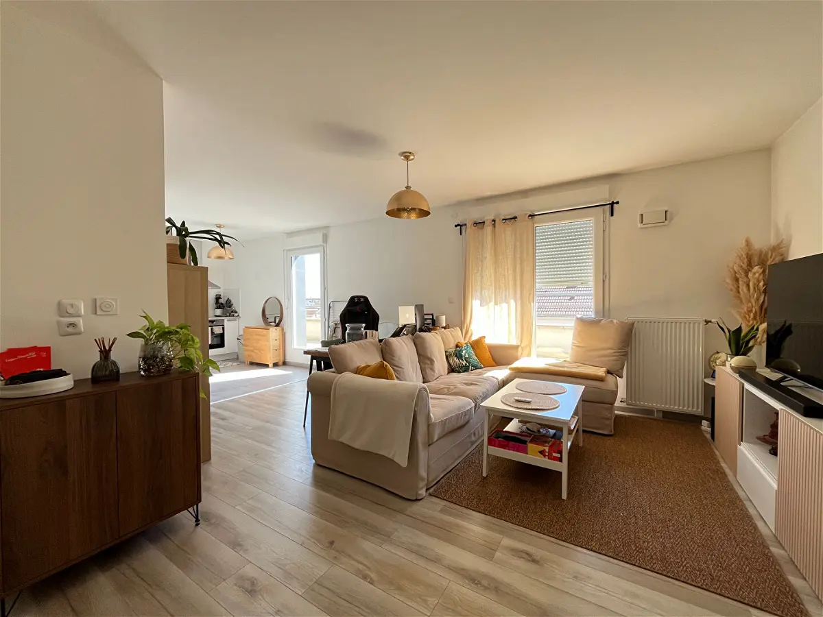 Achat appartementà FLEURY LES AUBRAIS