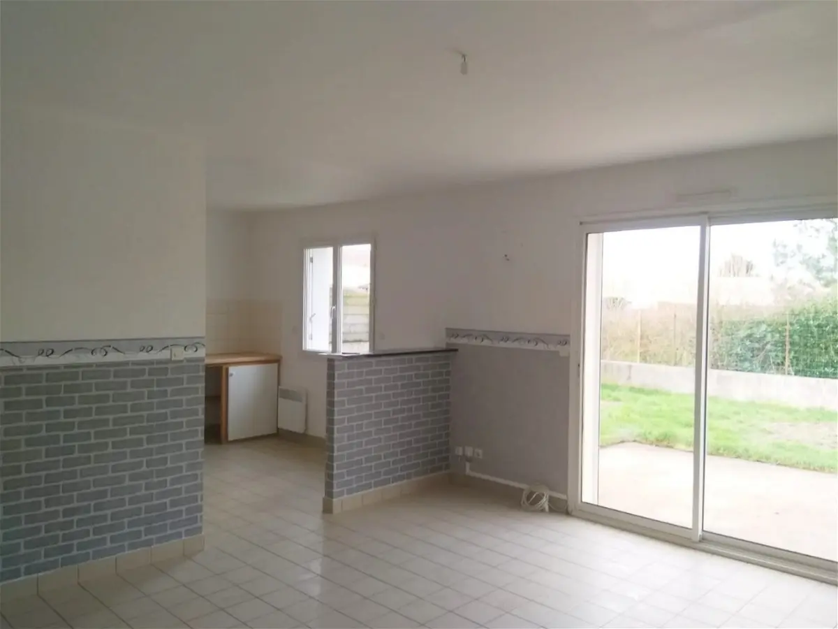 maisonà ST COLOMBAN