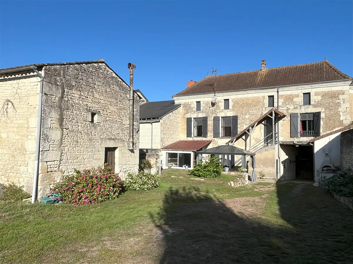 Achat maisonà MONTS SUR GUESNES