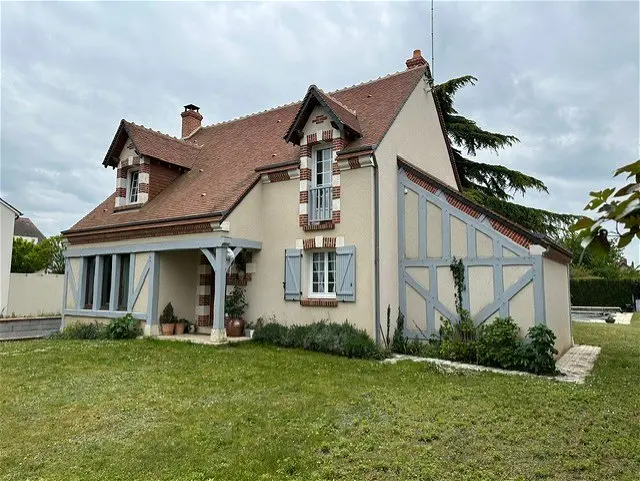 maisonà VINEUIL