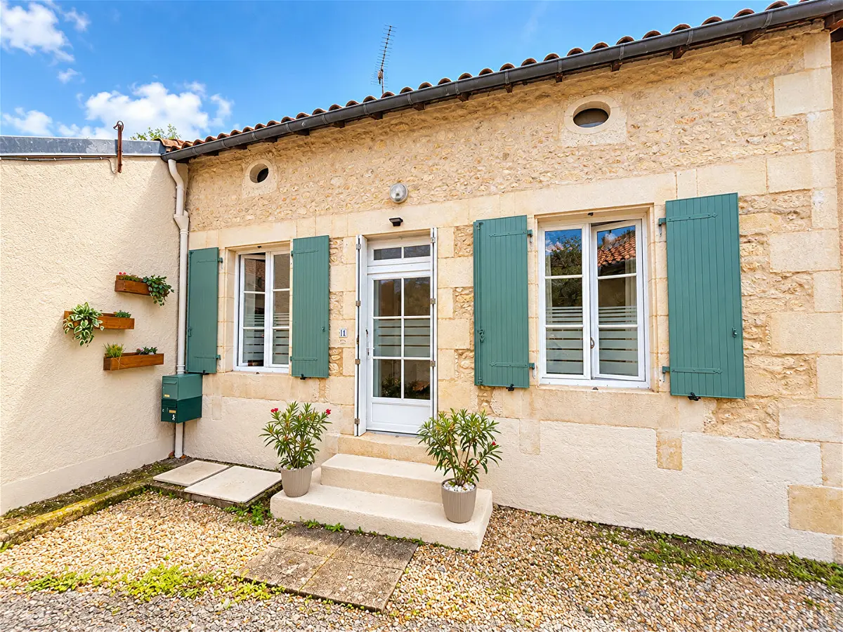Maison 5 pièces 100 m² · à Valdivienne · 100 m² · 157 000 €