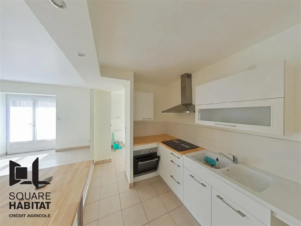 maisonà SAVIGNY LEVESCAULT