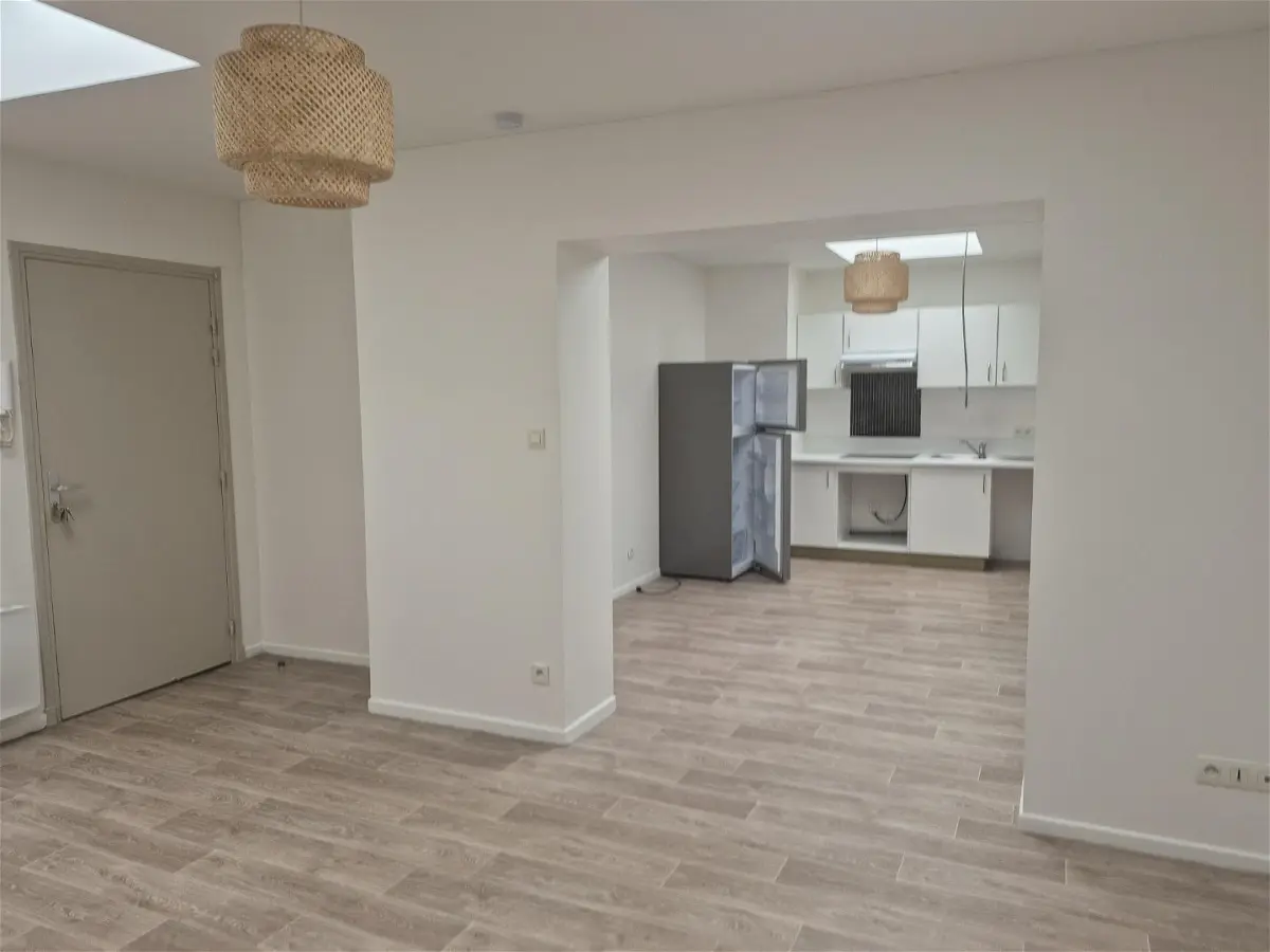 Appartement 1 pièce 77 m² · à Boulogne-sur-Mer · 77 m² · 495 €/mois