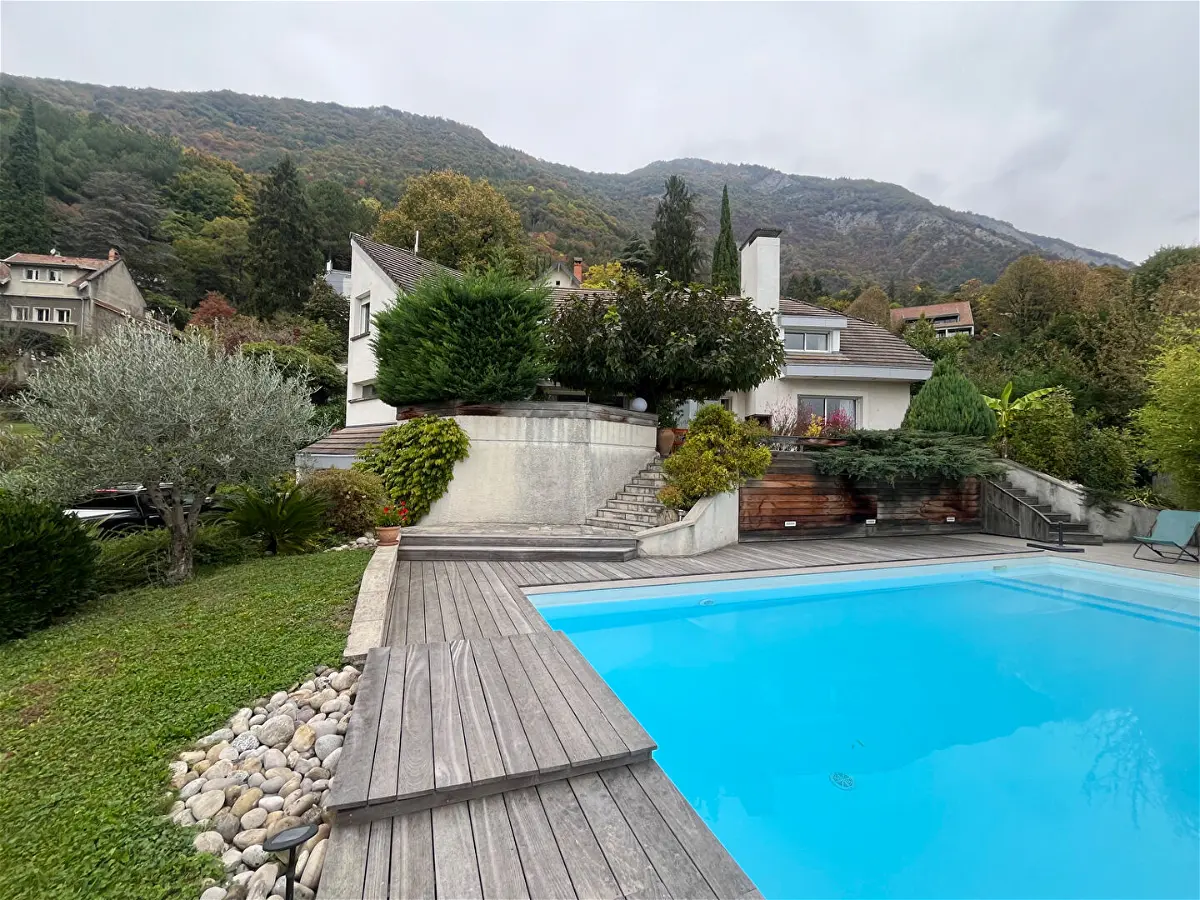 Achat maisonà LA TRONCHE