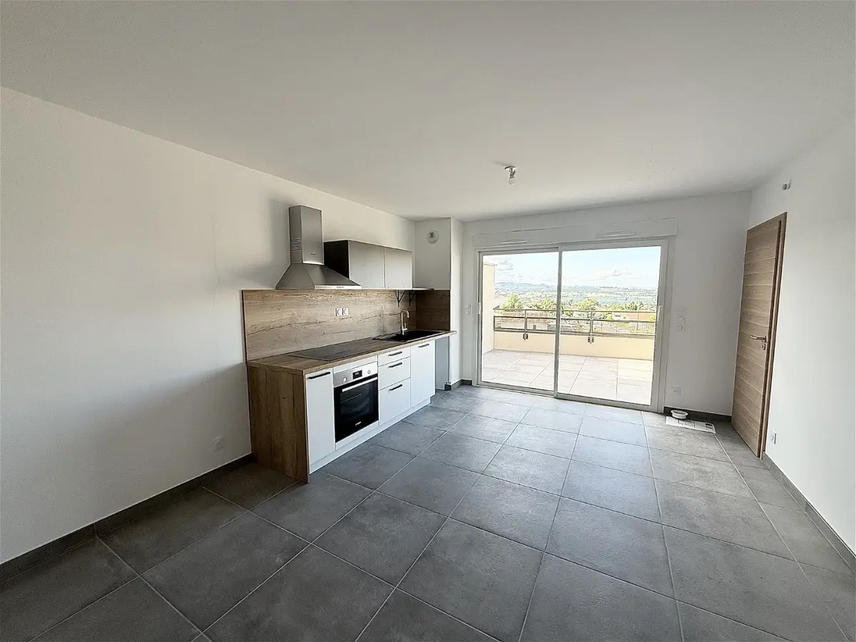 appartementà CHAZELLES SUR LYON