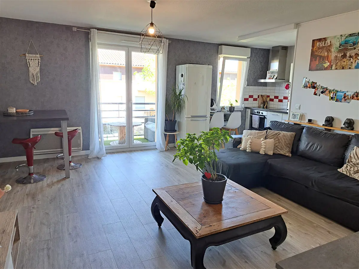 Achat appartementà GUILHERAND GRANGES