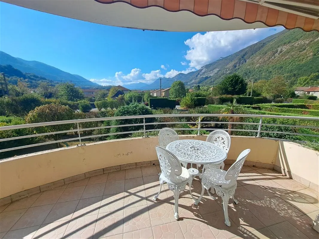 Appartement 1 pièce 40 m² · à Vif · 39,7 m² · 616 €/mois