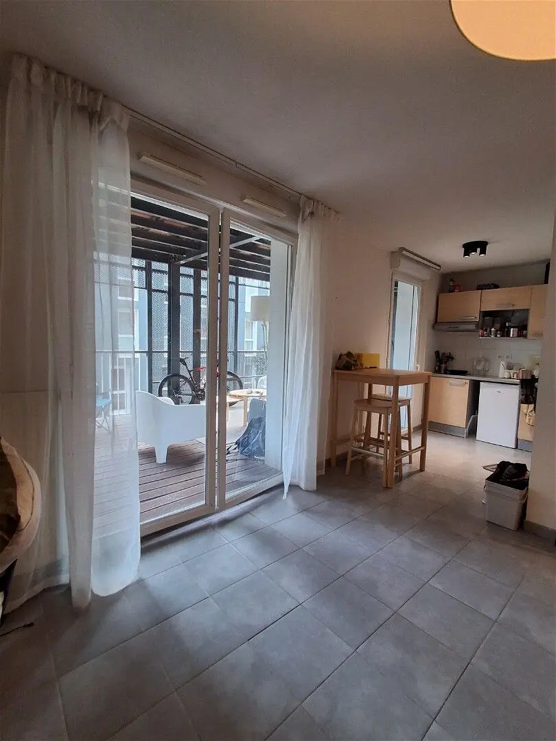Appartement 1 pièce 29 m² · à Lyon 7e Arrondissement · 29 m² · 691 €/mois