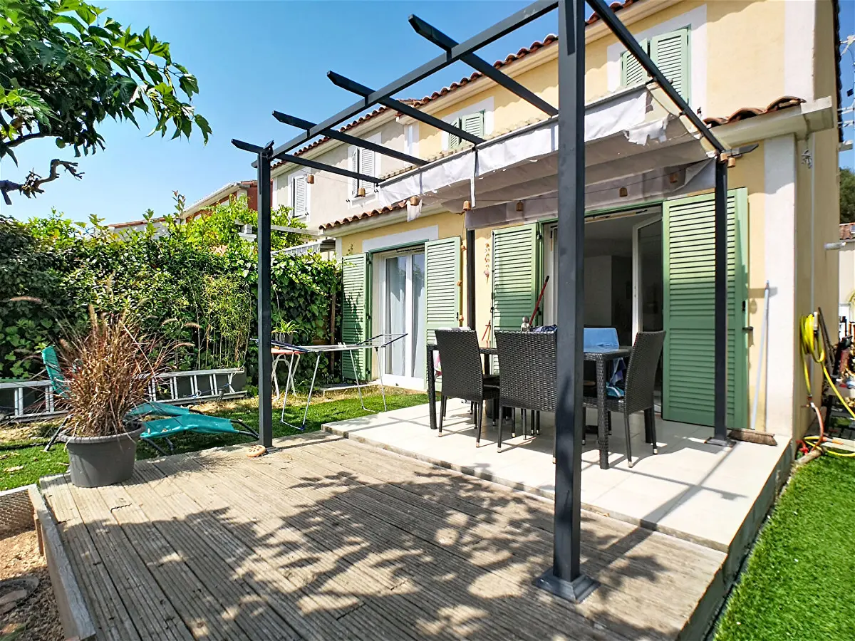Achat maisonà VALLAURIS