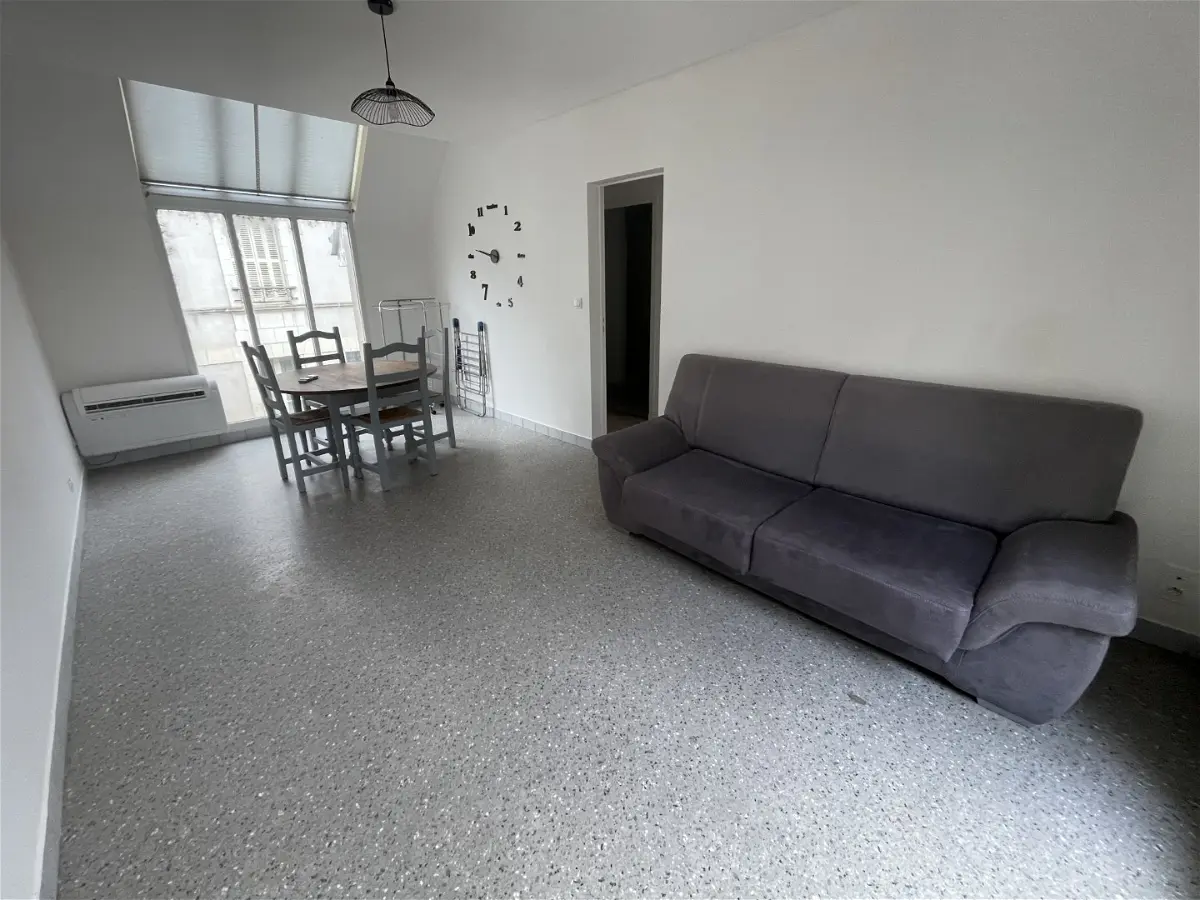 appartementà DESCARTES