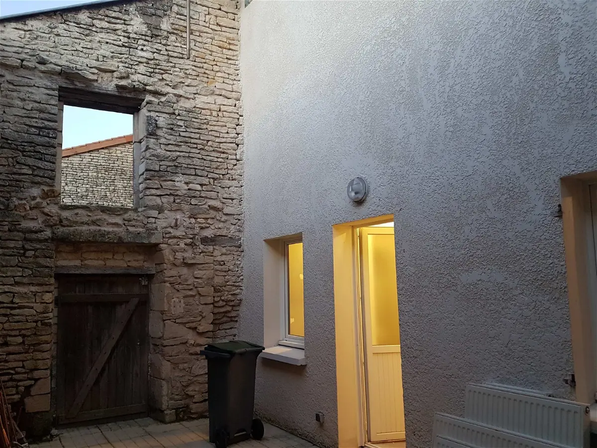 maisonà NEUVILLE DE POITOU