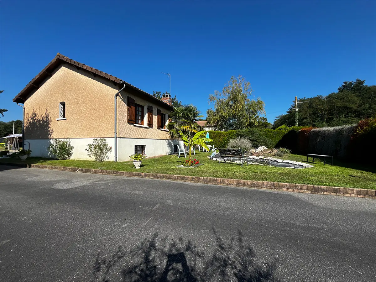 Achat maisonà LENCLOITRE