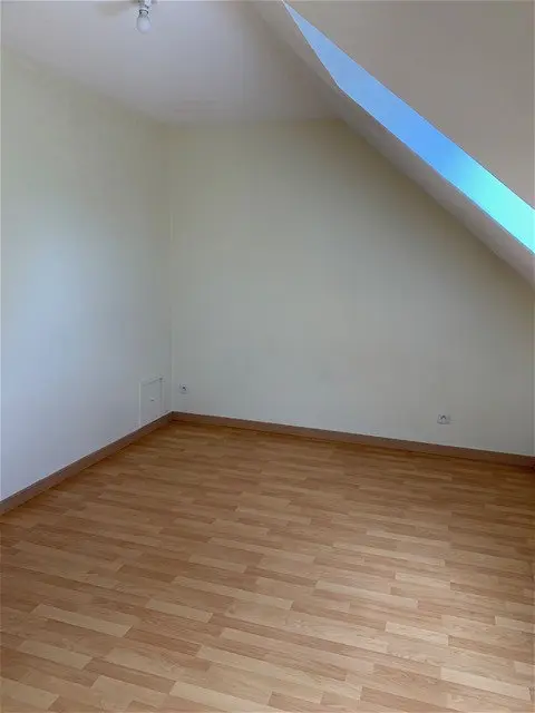 maisonà LAMOTTE BEUVRON