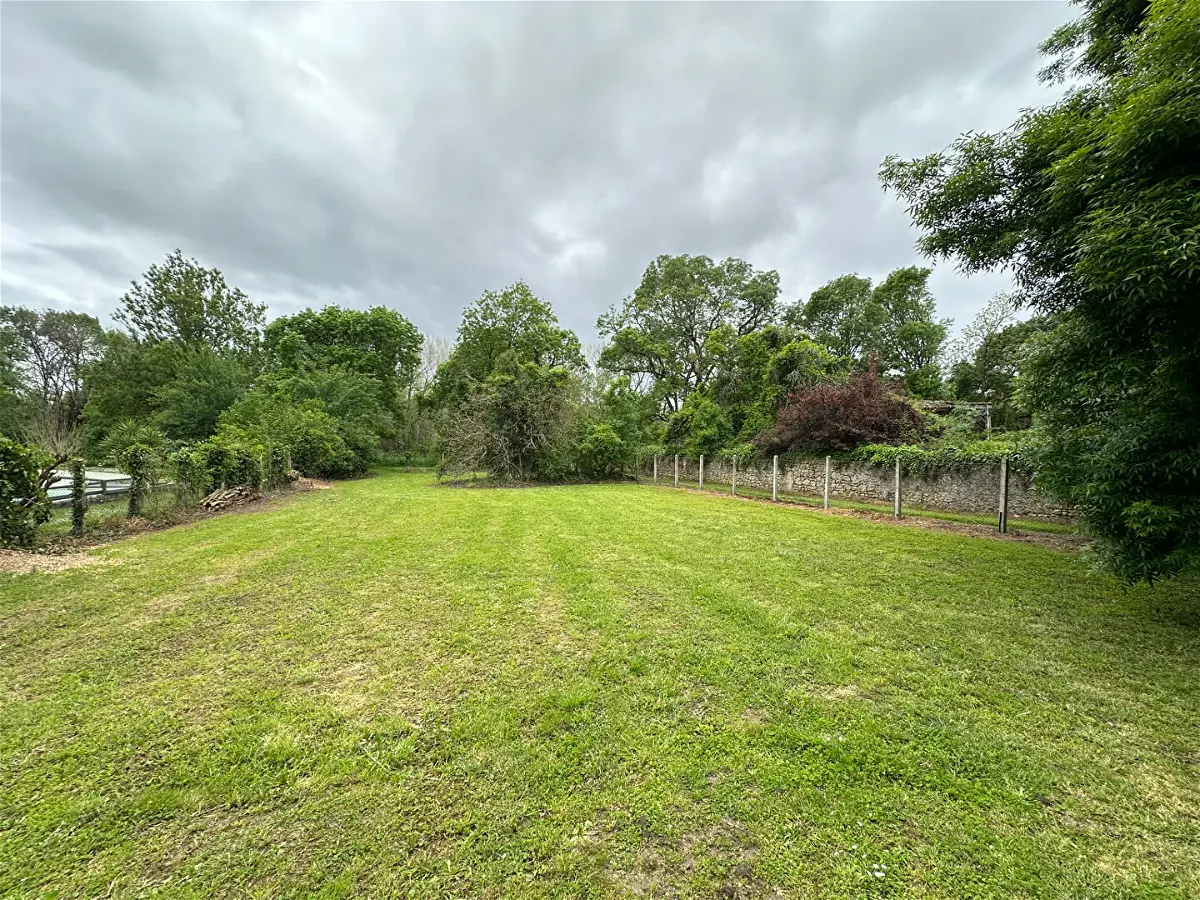 Achat terrainà COUQUEQUES