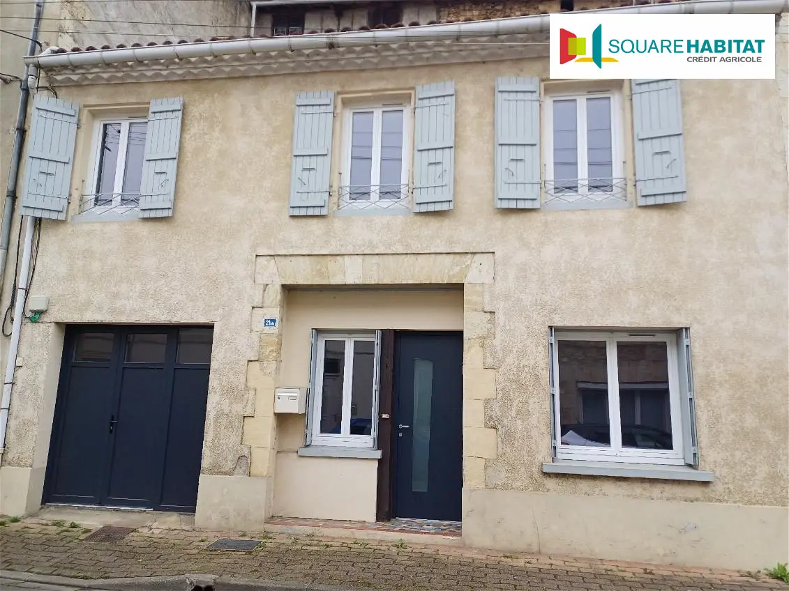 maisonà VIC-FEZENSAC