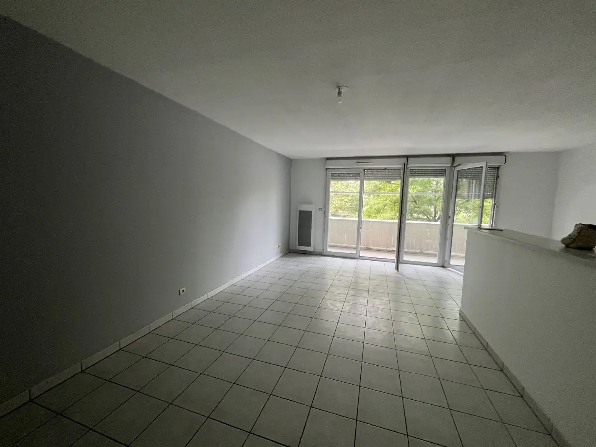 Appartement 3 pièces 71 m² · à Bordeaux · 70,8 m² · 988 €/mois
