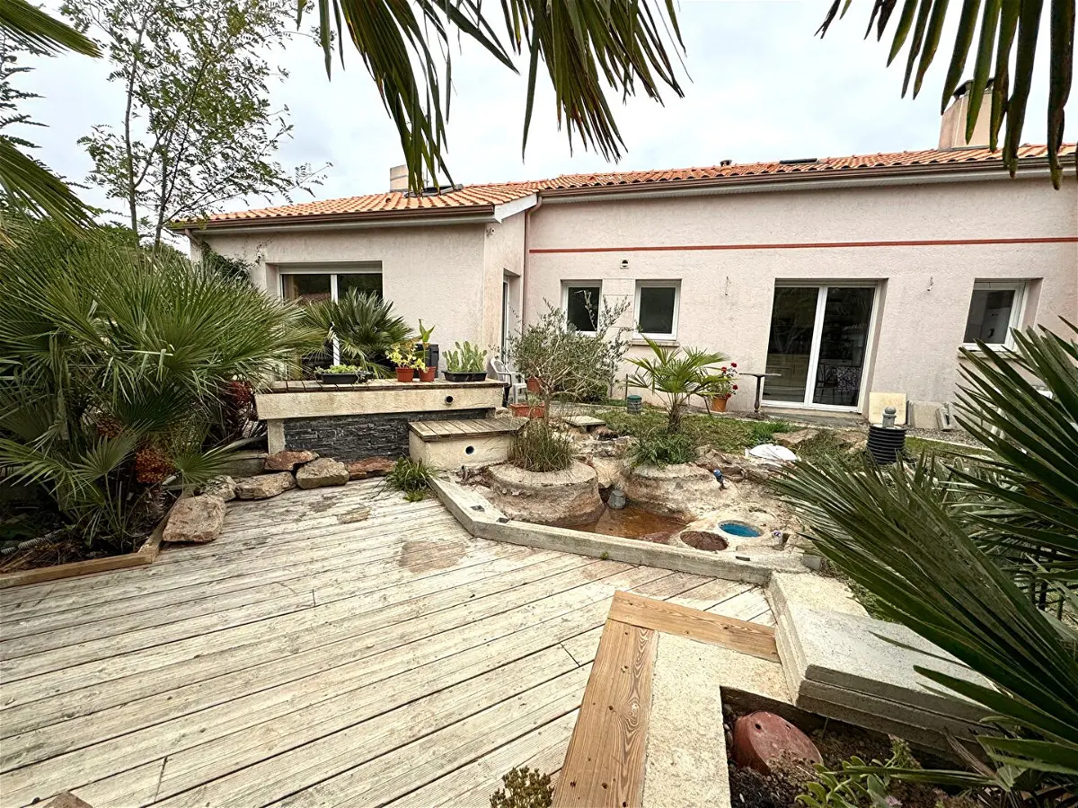Maison 6 pièces 154 m² · à Saint-Philbert-de-Grand-Lieu · 154 m² · 439 700 €