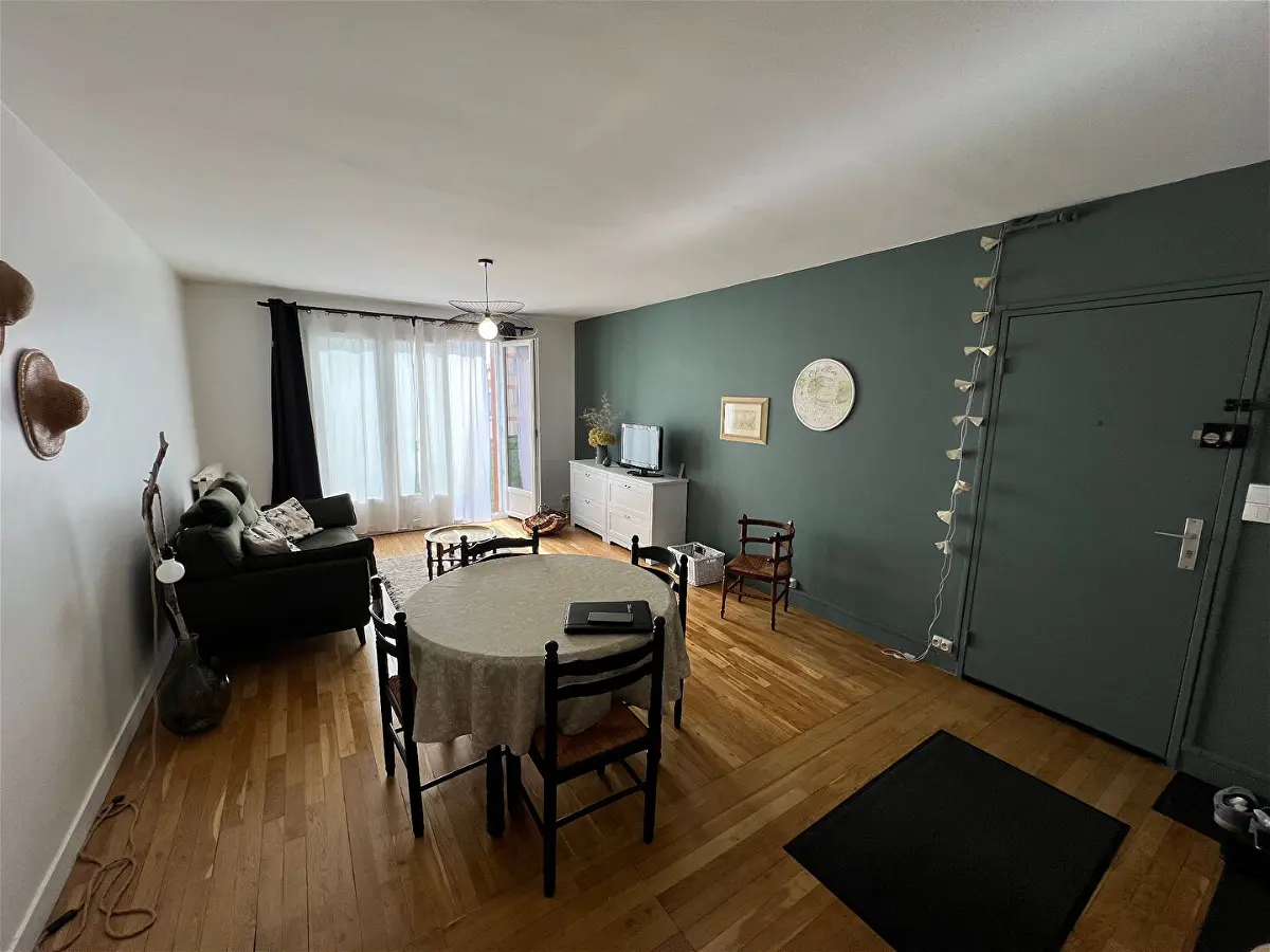 Appartement 3 pièces 69 m² · à Troyes 10000 · 68,6 m² · 123 000 €