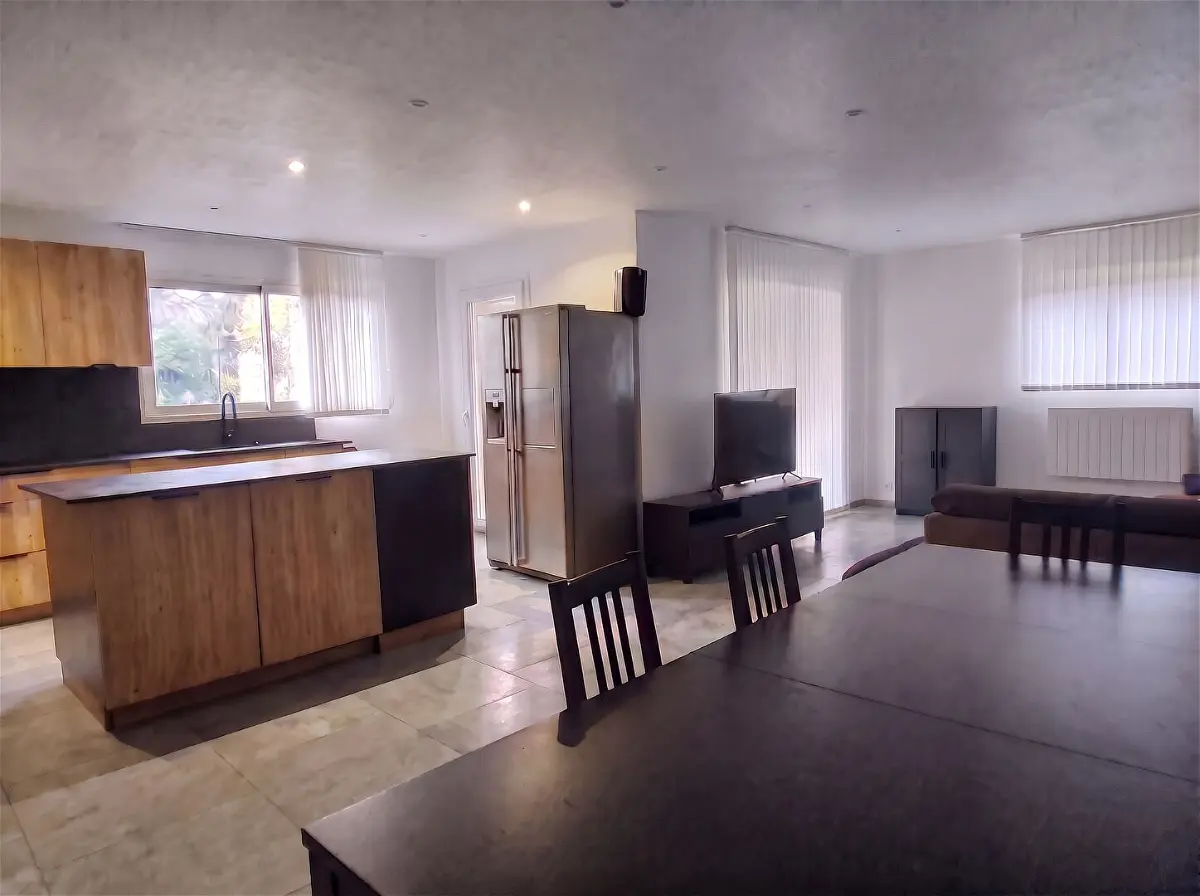 Maison 6 pièces 208 m² · à Caudebec-lès-Elbeuf · 208,1 m² · 315 000 €