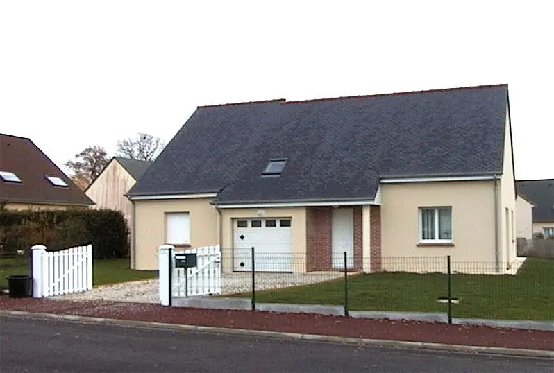 maisonà LANDE-PATRY (LA)