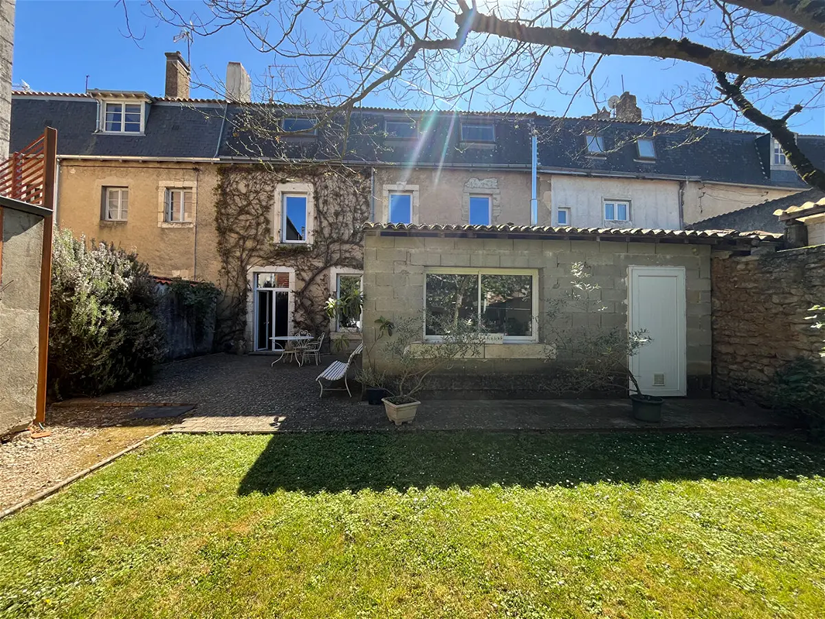 Achat maisonà POITIERS