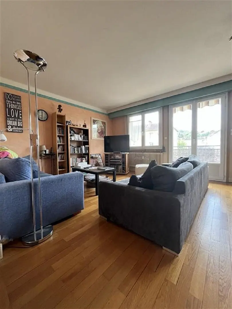 Achat appartementà LONS LE SAUNIER