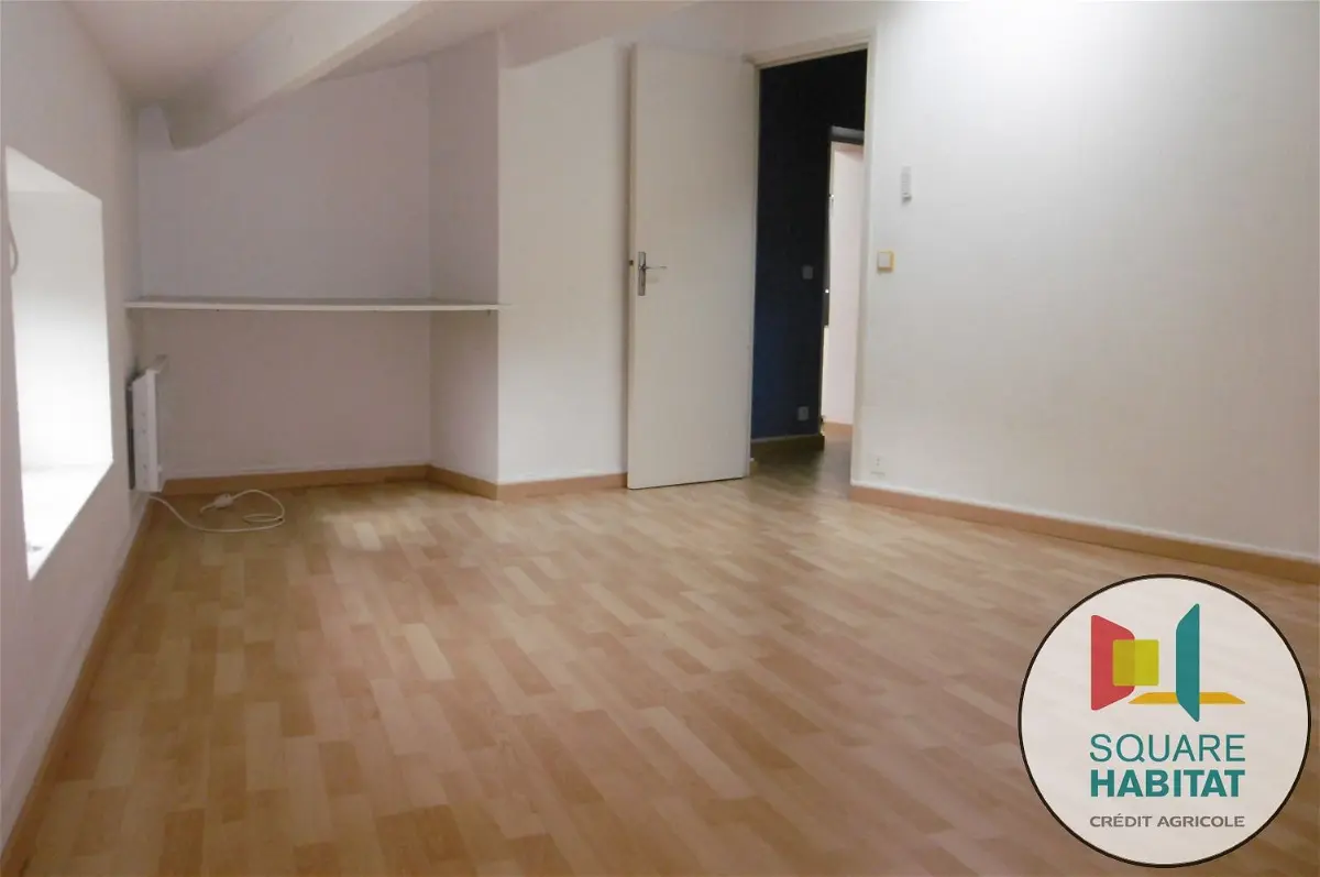 appartementà LES-MARTRES-DE-VEYRE