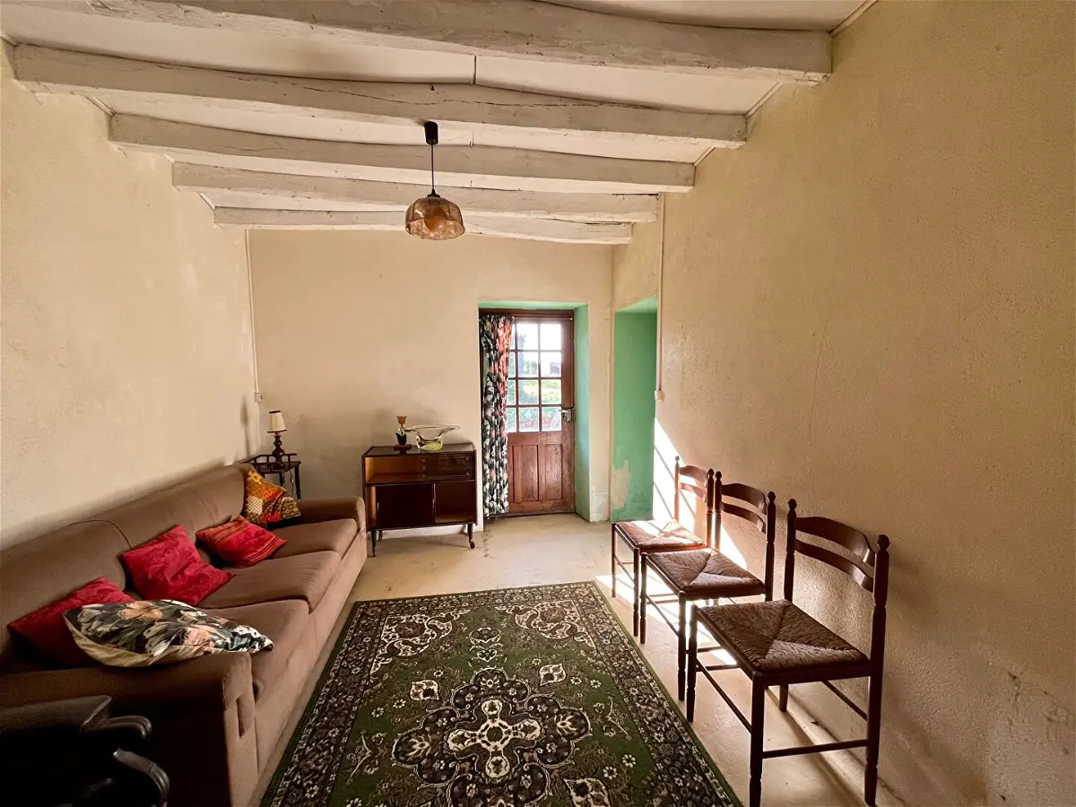 Maison 4 pièces 58 m² · à Genouilly · 57,5 m² · 37 940 €