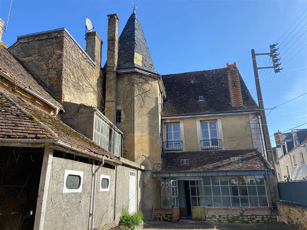 Achat maisonà SAINT COSME EN VAIRAIS