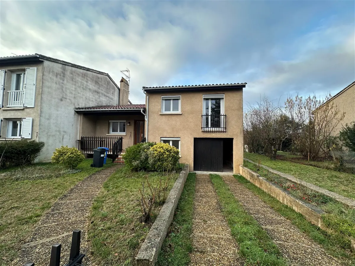 maisonà CASTELGINEST