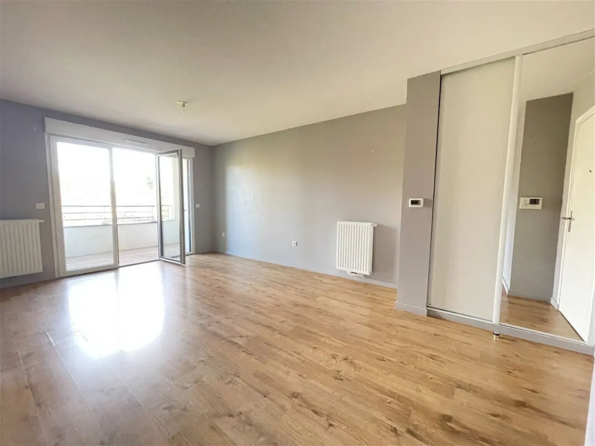 Achat appartementà LE HAILLAN