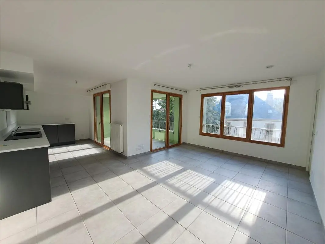 Appartement 4 pièces 78 m² · à Le Pont-de-Claix · 78,4 m² · 1 028 €/mois