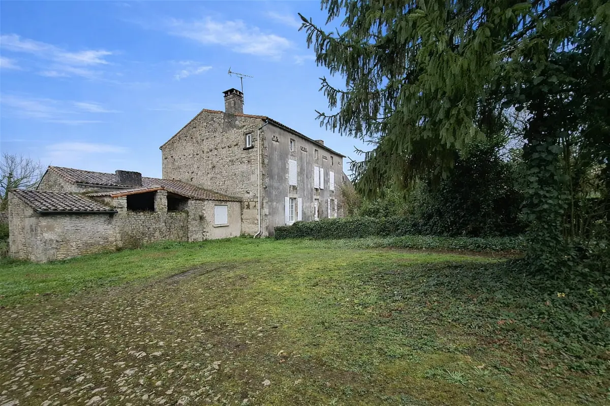 Achat maisonà LA CRECHE